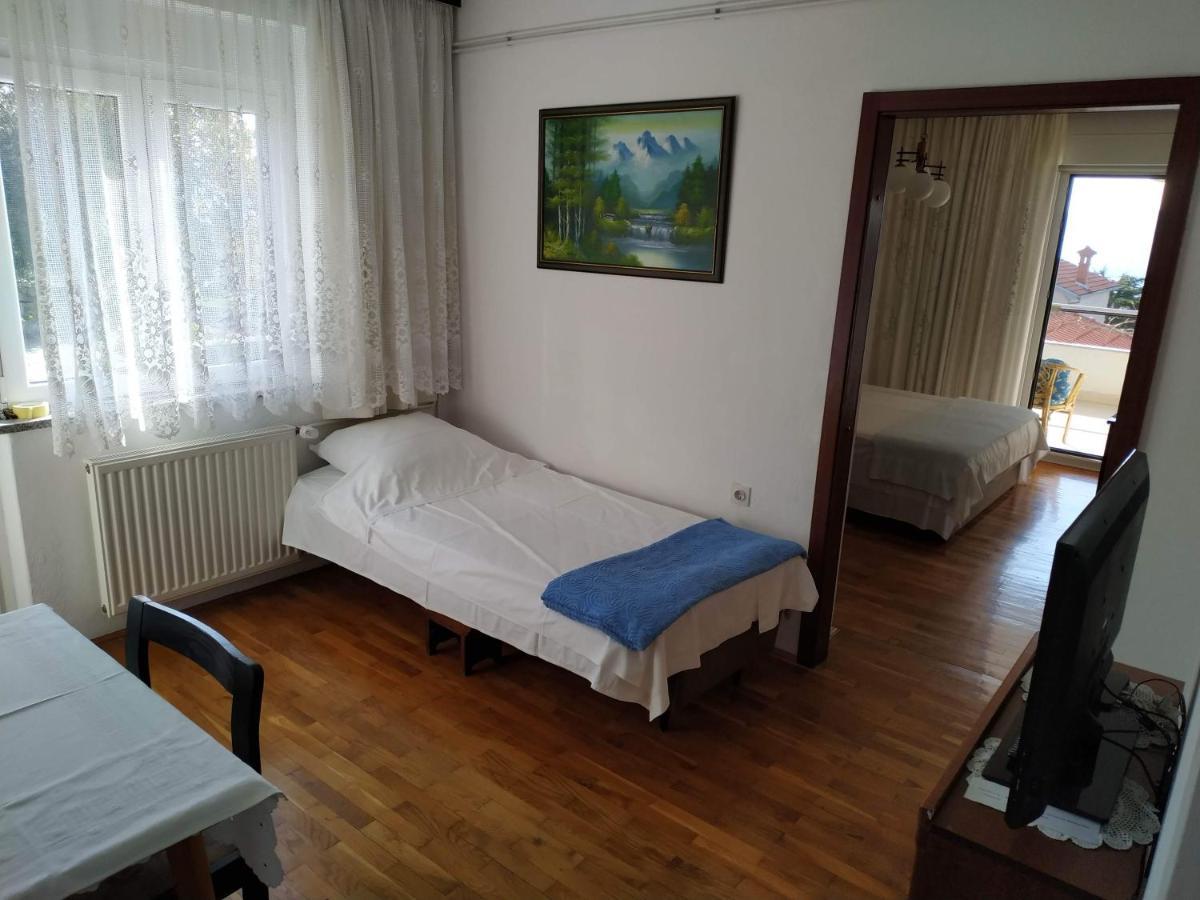 Apartments Marino Novi Vinodolski Bagian luar foto