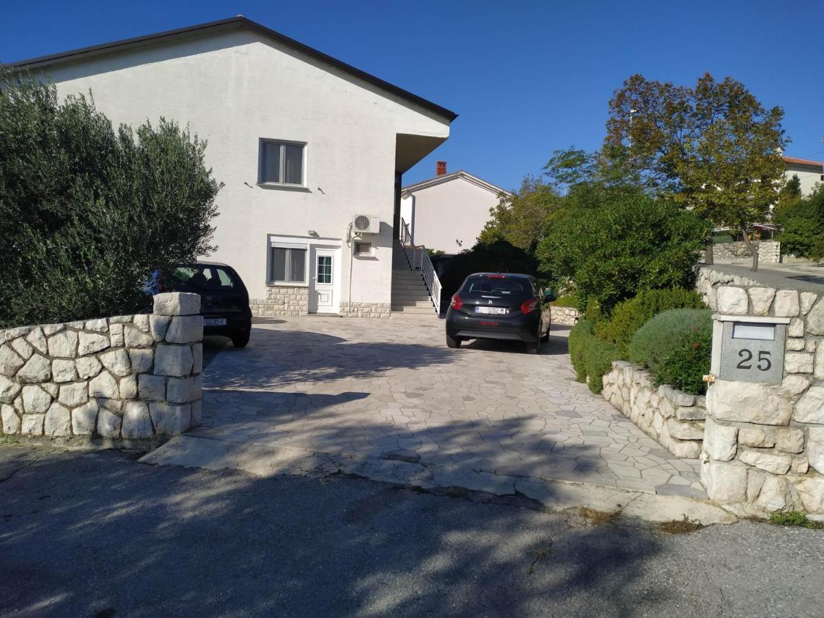 Apartments Marino Novi Vinodolski Bagian luar foto