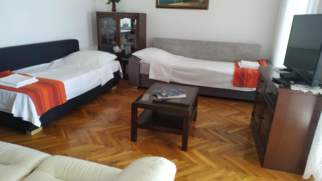 Apartments Marino Novi Vinodolski Bagian luar foto