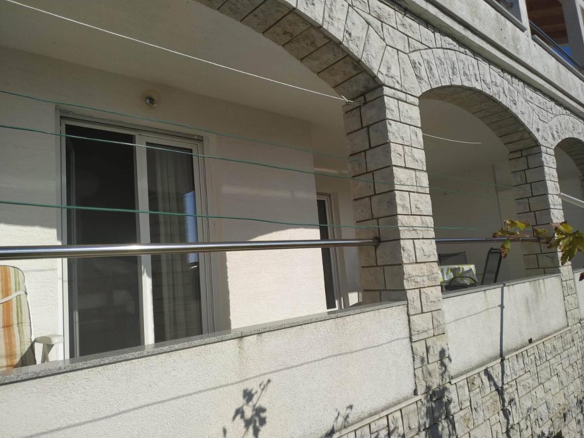 Apartments Marino Novi Vinodolski Bagian luar foto