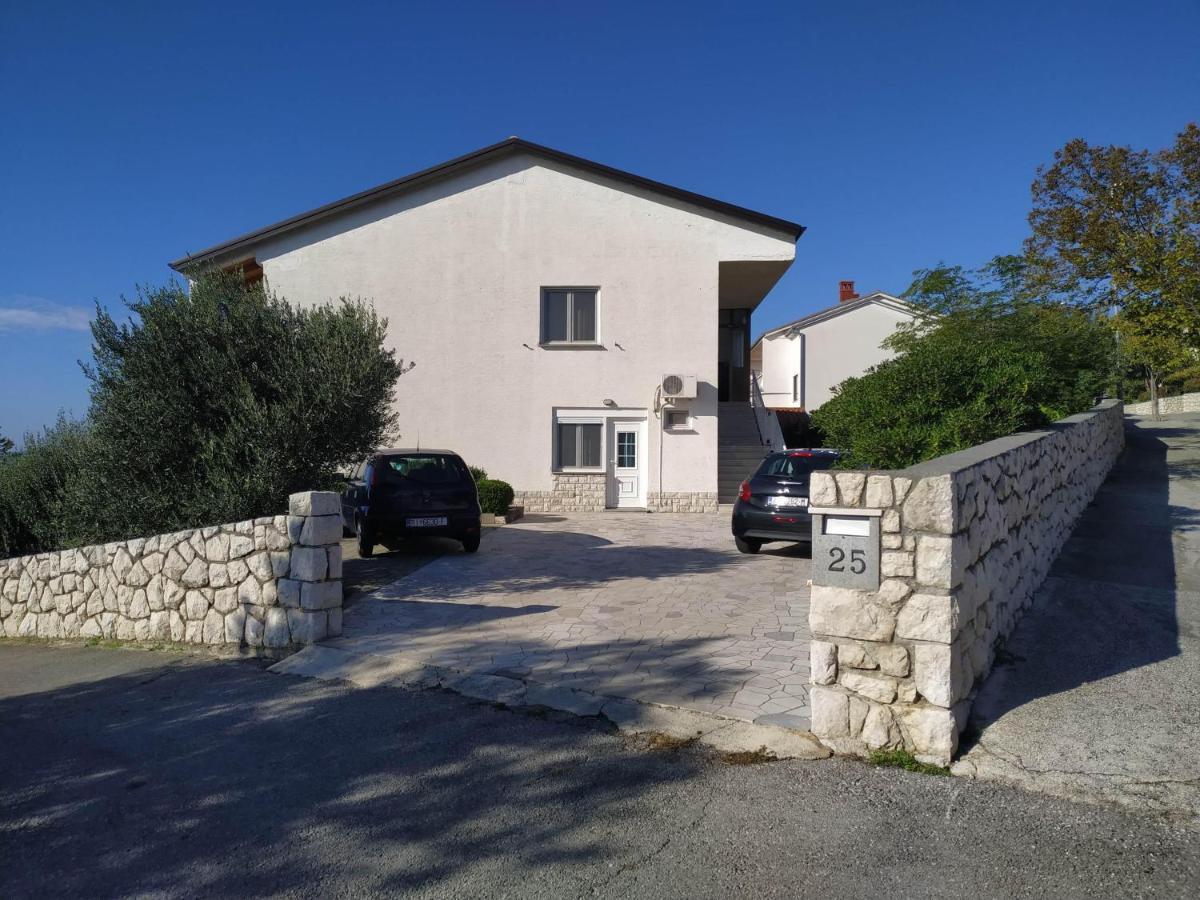 Apartments Marino Novi Vinodolski Bagian luar foto