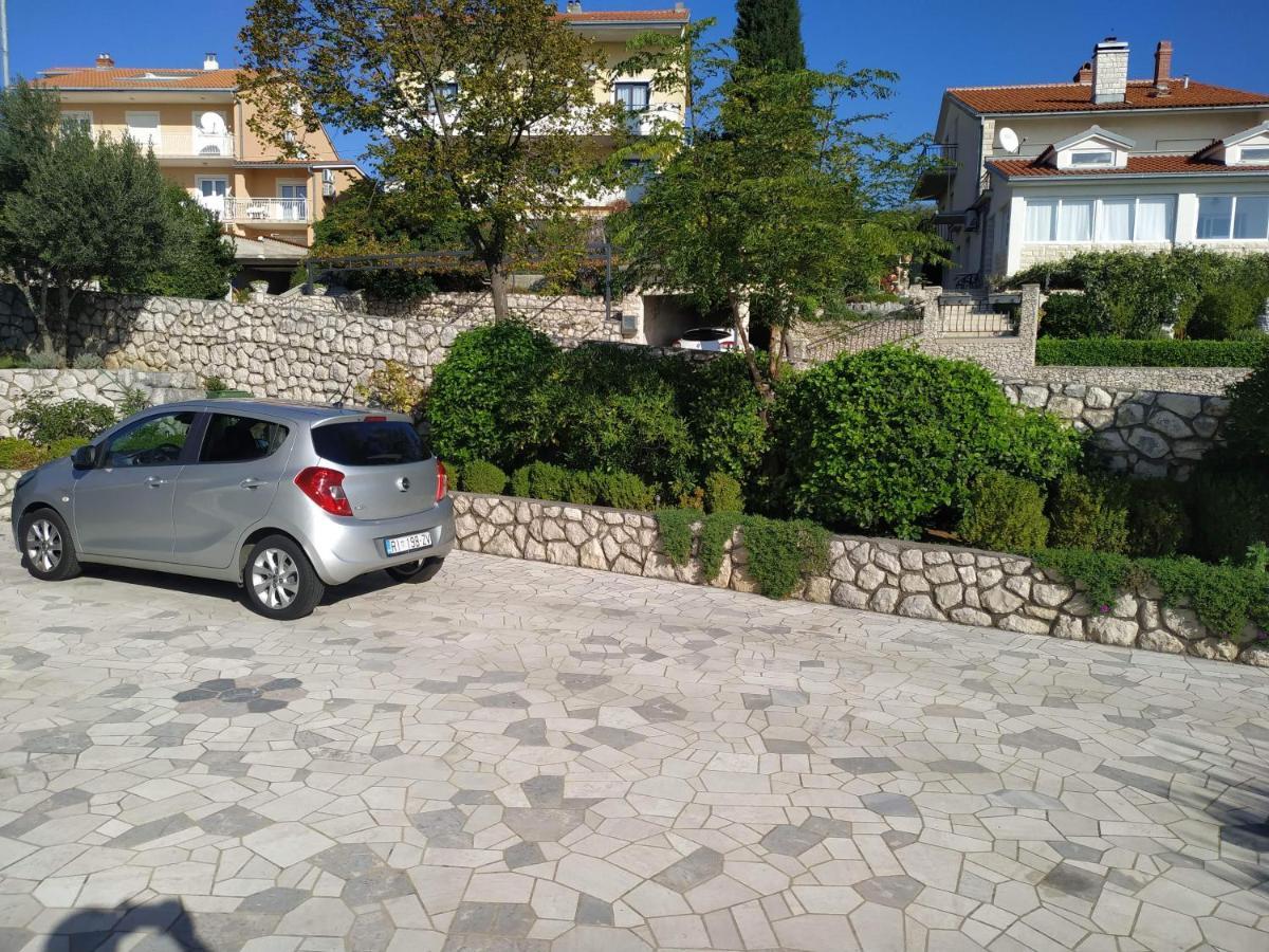 Apartments Marino Novi Vinodolski Bagian luar foto