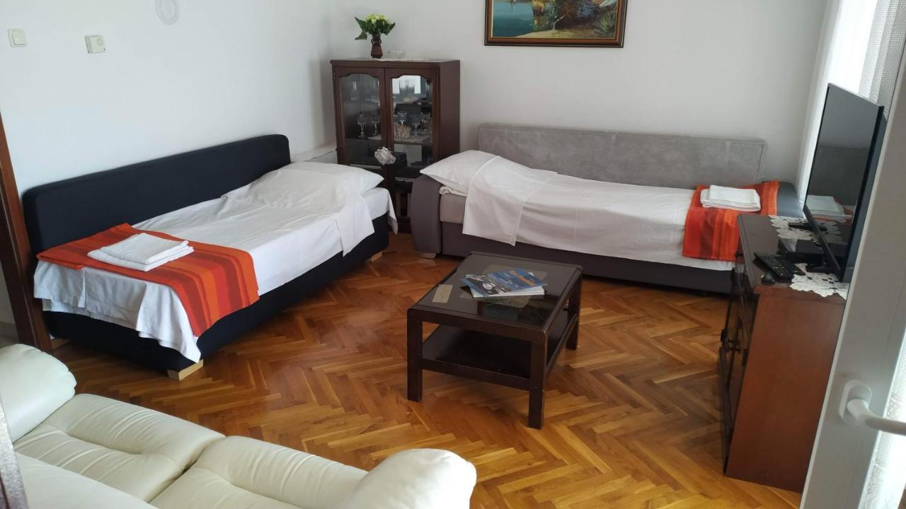 Apartments Marino Novi Vinodolski Bagian luar foto