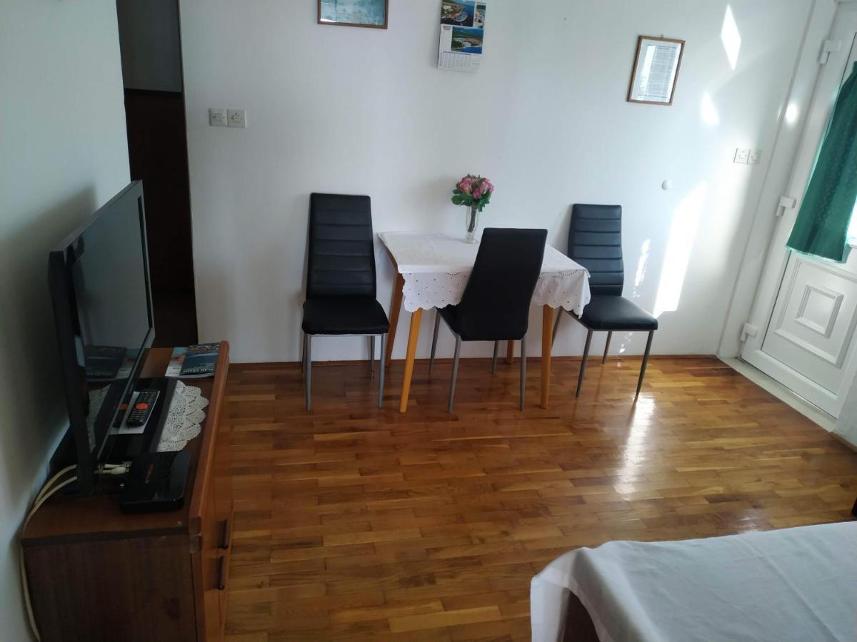 Apartments Marino Novi Vinodolski Bagian luar foto
