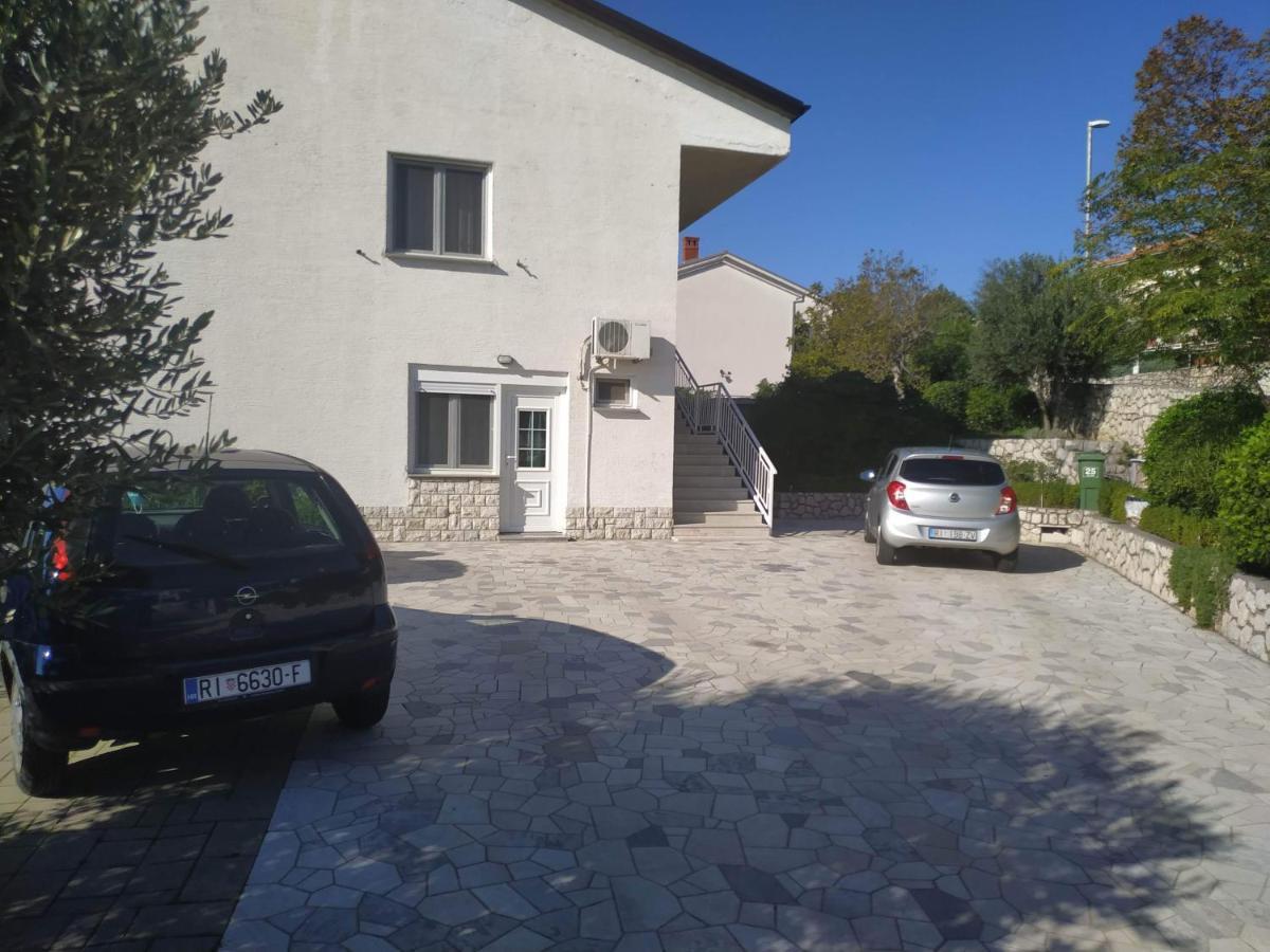 Apartments Marino Novi Vinodolski Bagian luar foto