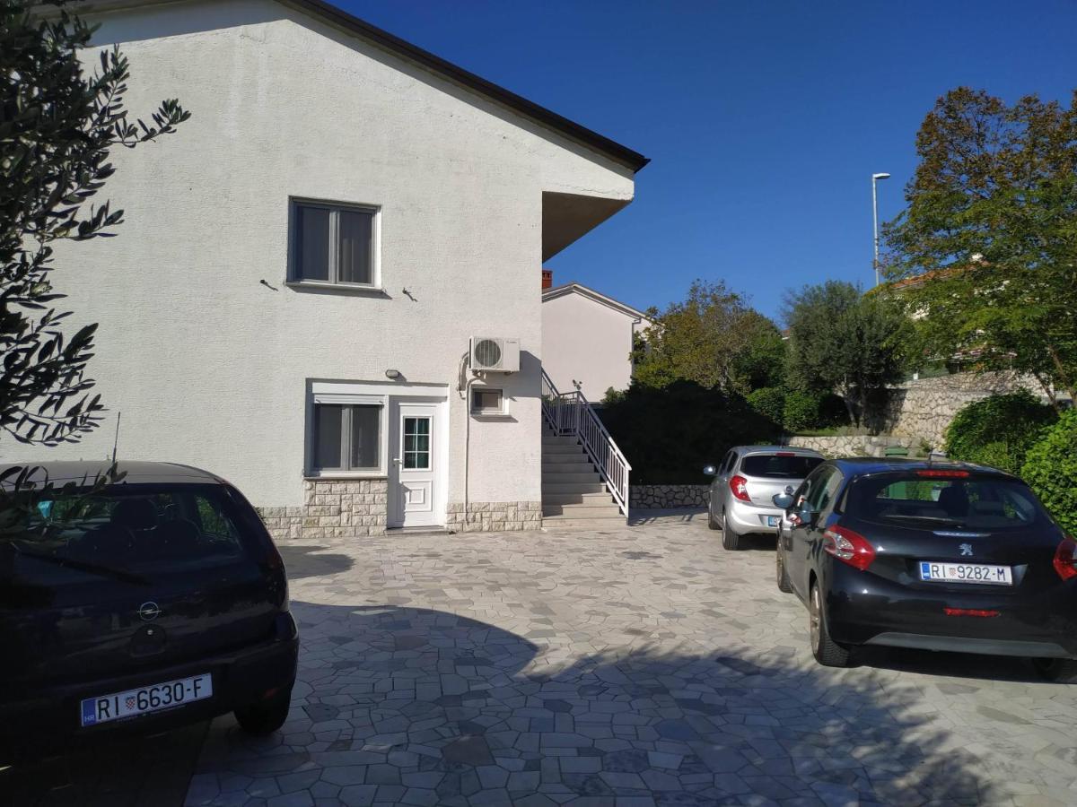 Apartments Marino Novi Vinodolski Bagian luar foto