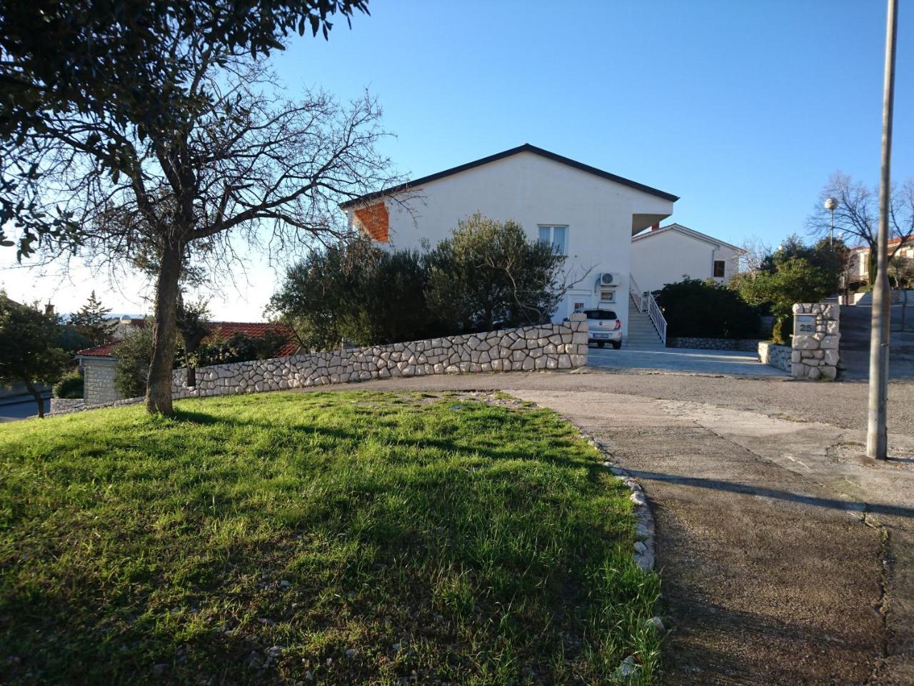 Apartments Marino Novi Vinodolski Bagian luar foto