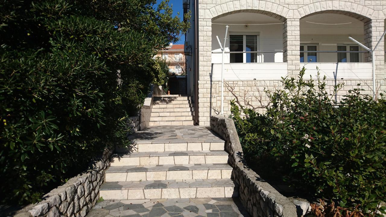 Apartments Marino Novi Vinodolski Bagian luar foto
